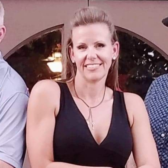 Meet your Posher, Jen - Picture 3 of 4